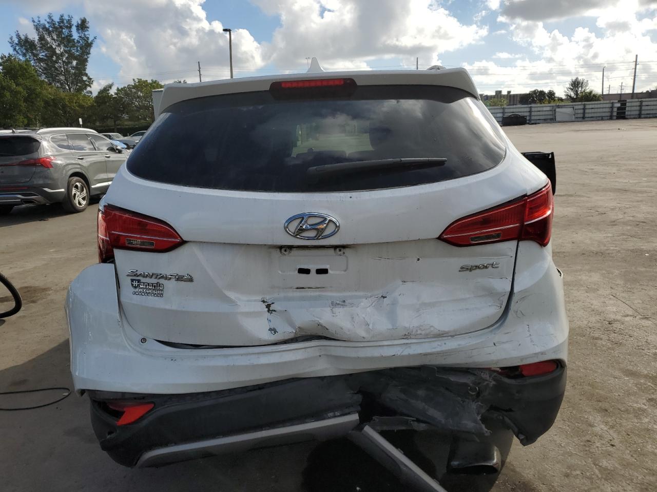 2013 Hyundai Santa Fe - Image 6