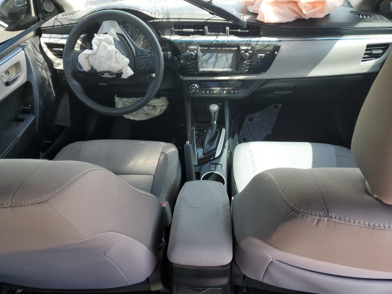 2015 Toyota Corolla - Image 8