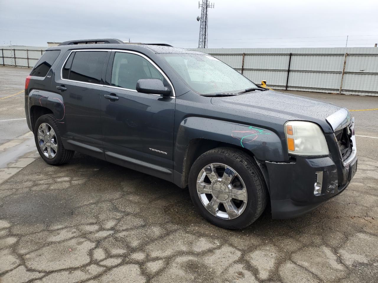 2011 GMC Terrain - Image 4
