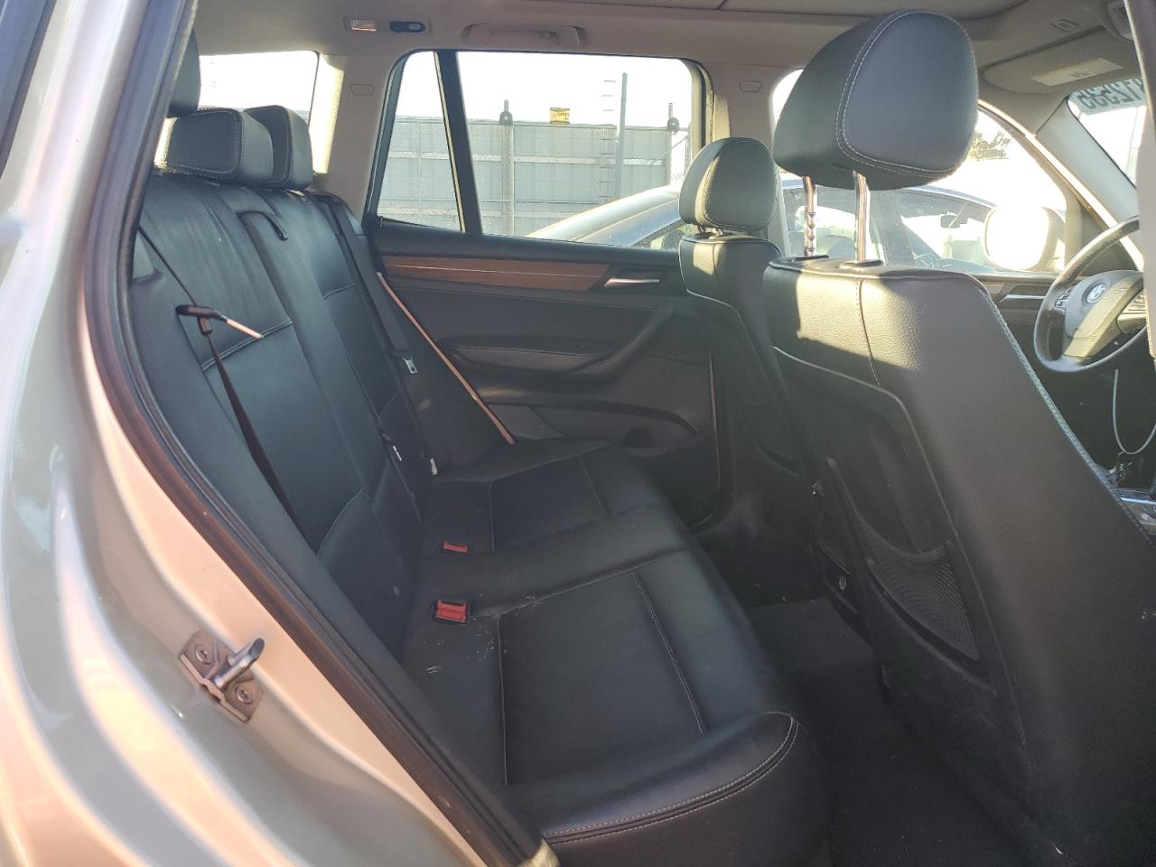 2011 BMW X3 - Image 11
