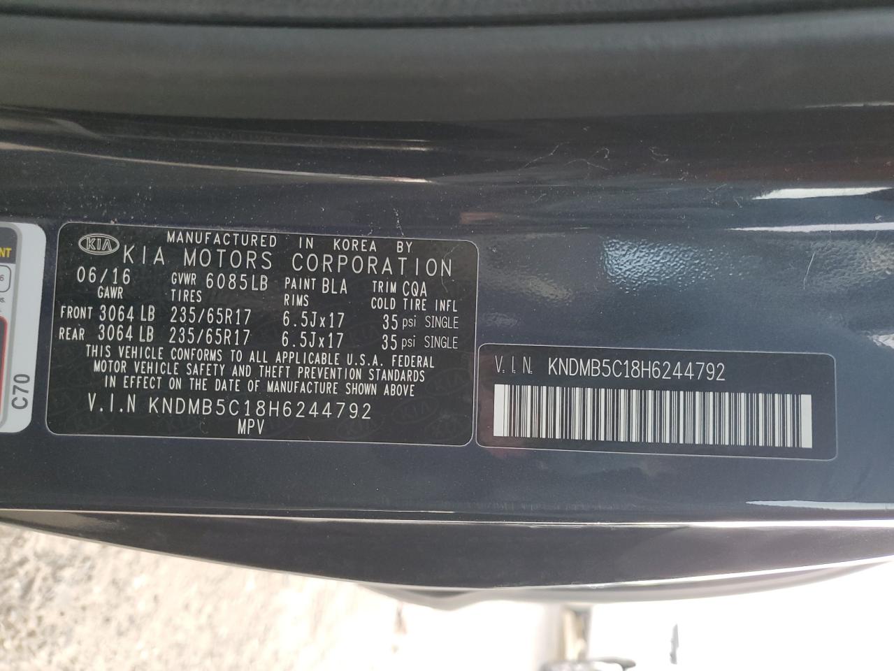 2017 Kia Sedona - Image 13