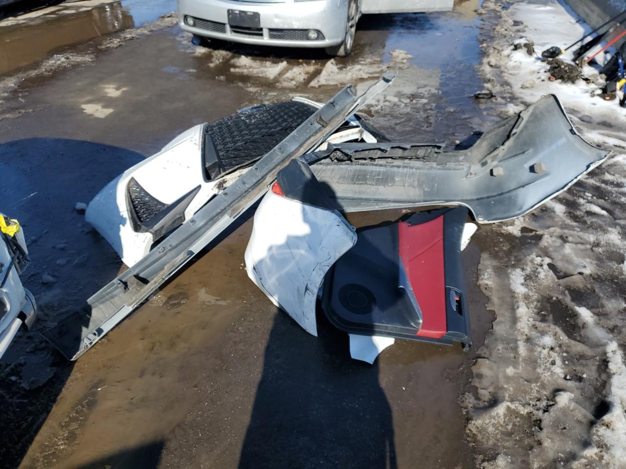 2019 Lexus IS - Image 12