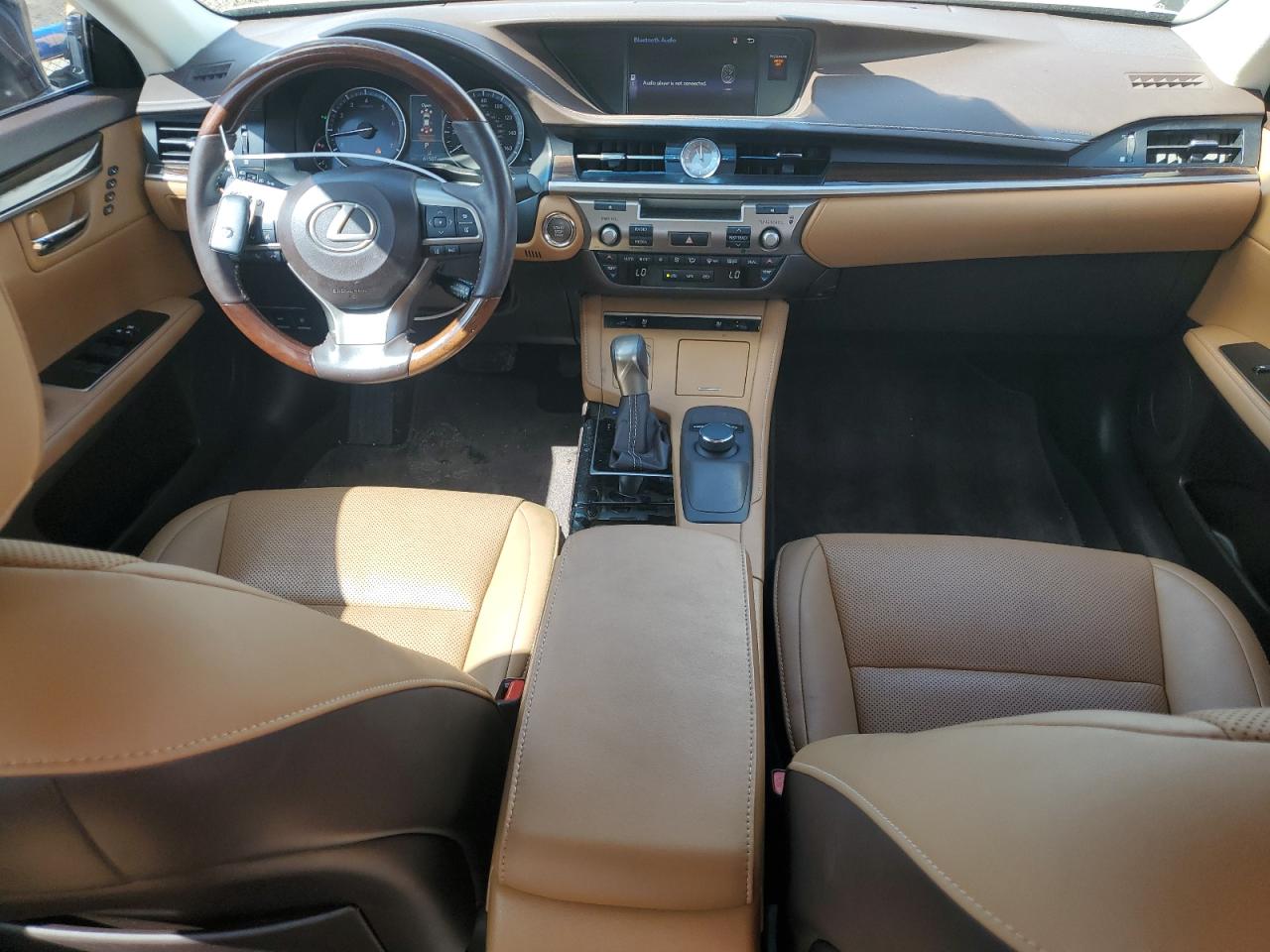 2017 Lexus ES - Image 8
