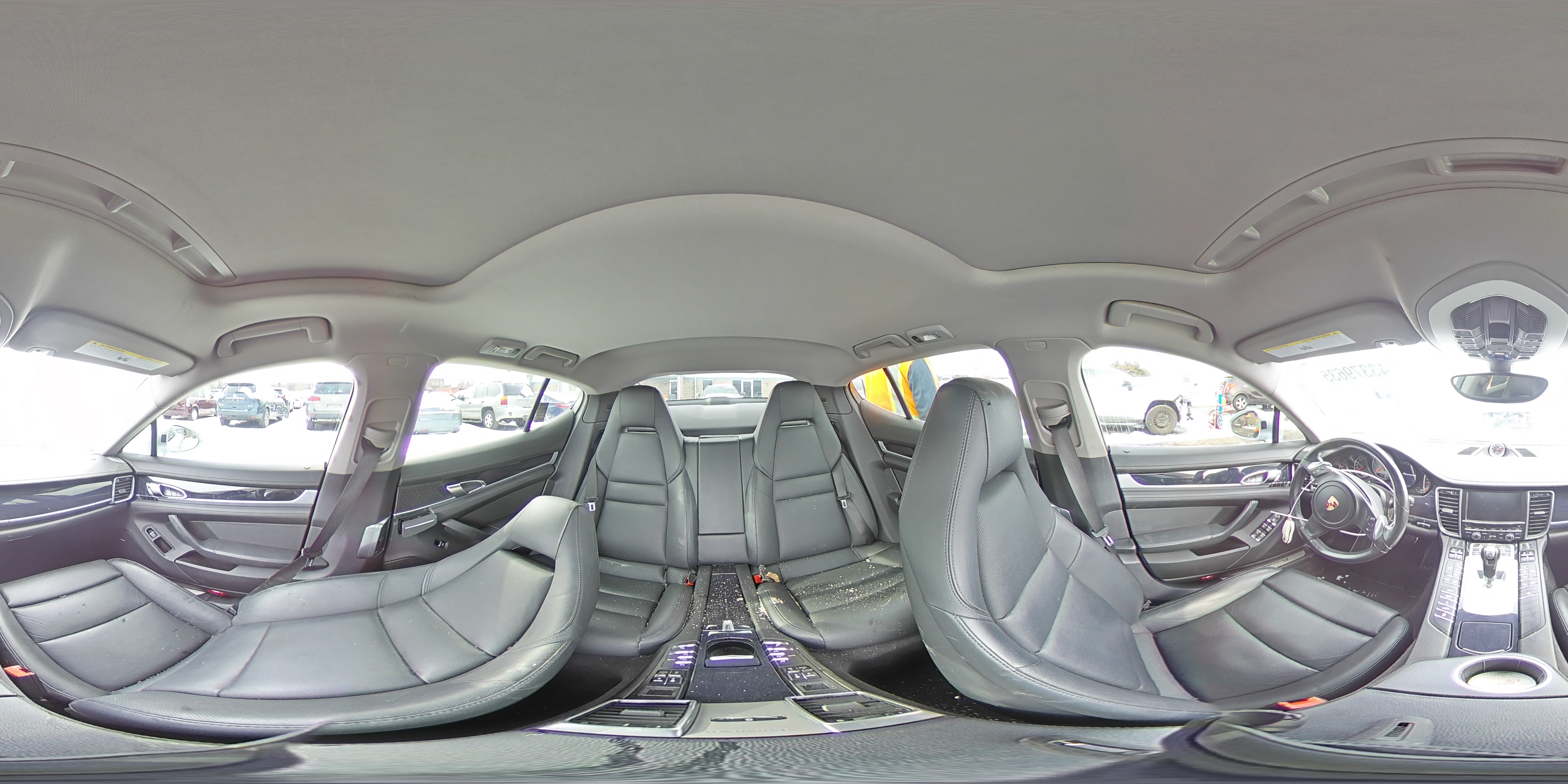 2015 Porsche Panamera - Image 13