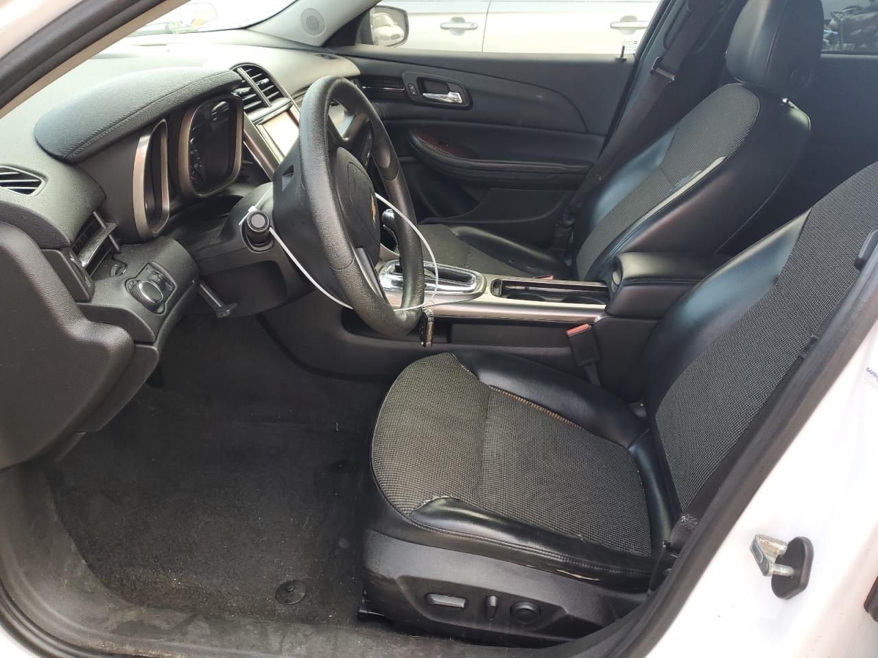 2013 Chevrolet Malibu - Image 7