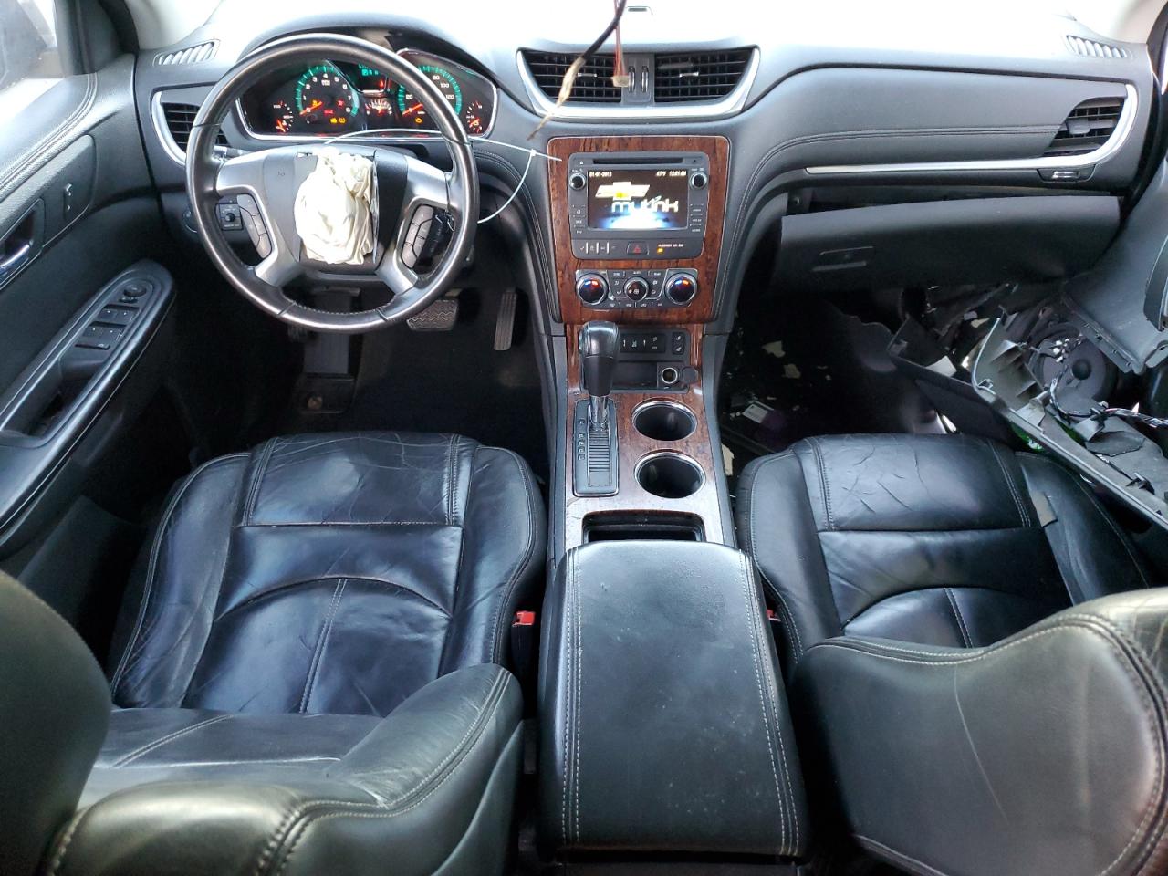 2014 Chevrolet Traverse - Image 8