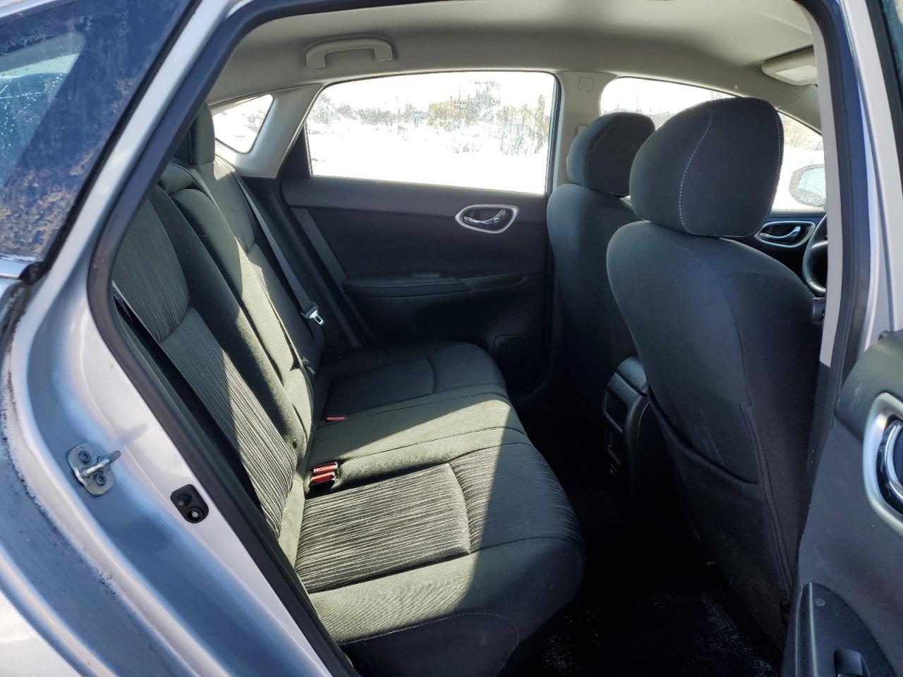 2019 Nissan Sentra - Image 10