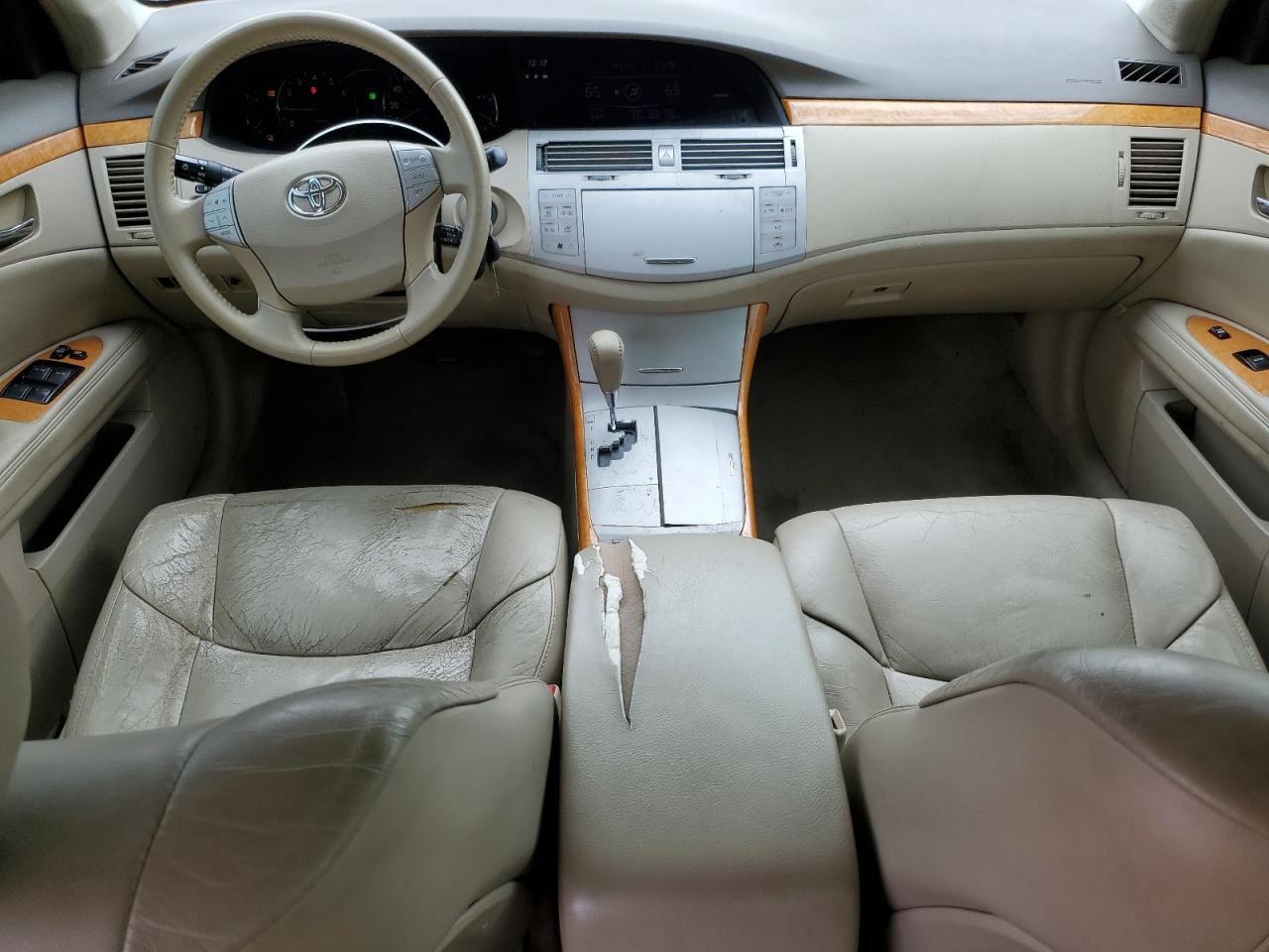 2006 Toyota Avalon - Image 8