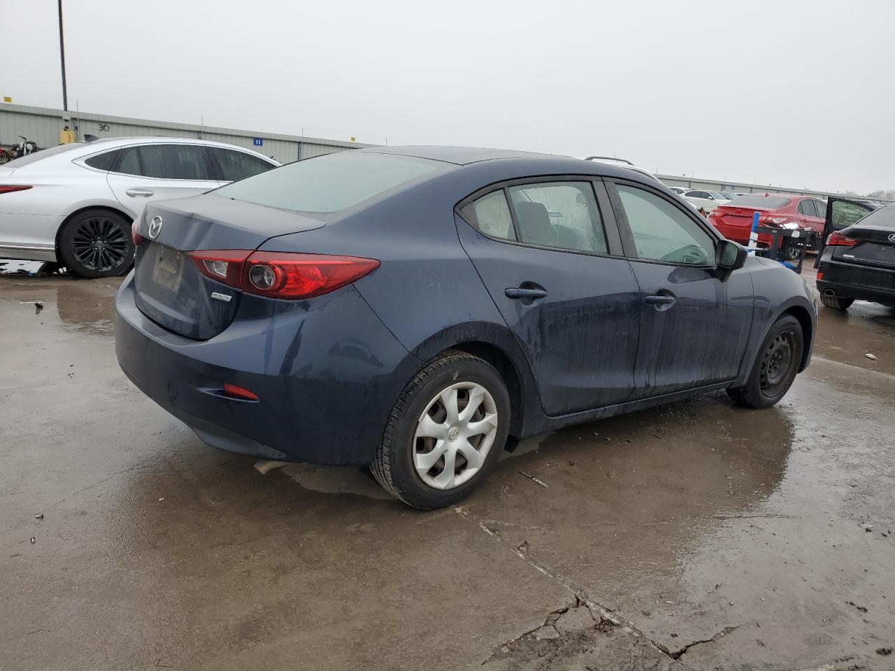 2015 Mazda 3 - Image 3
