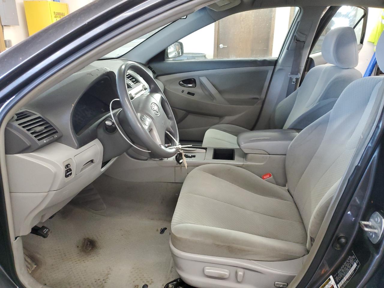 2009 Toyota Camry - Image 7