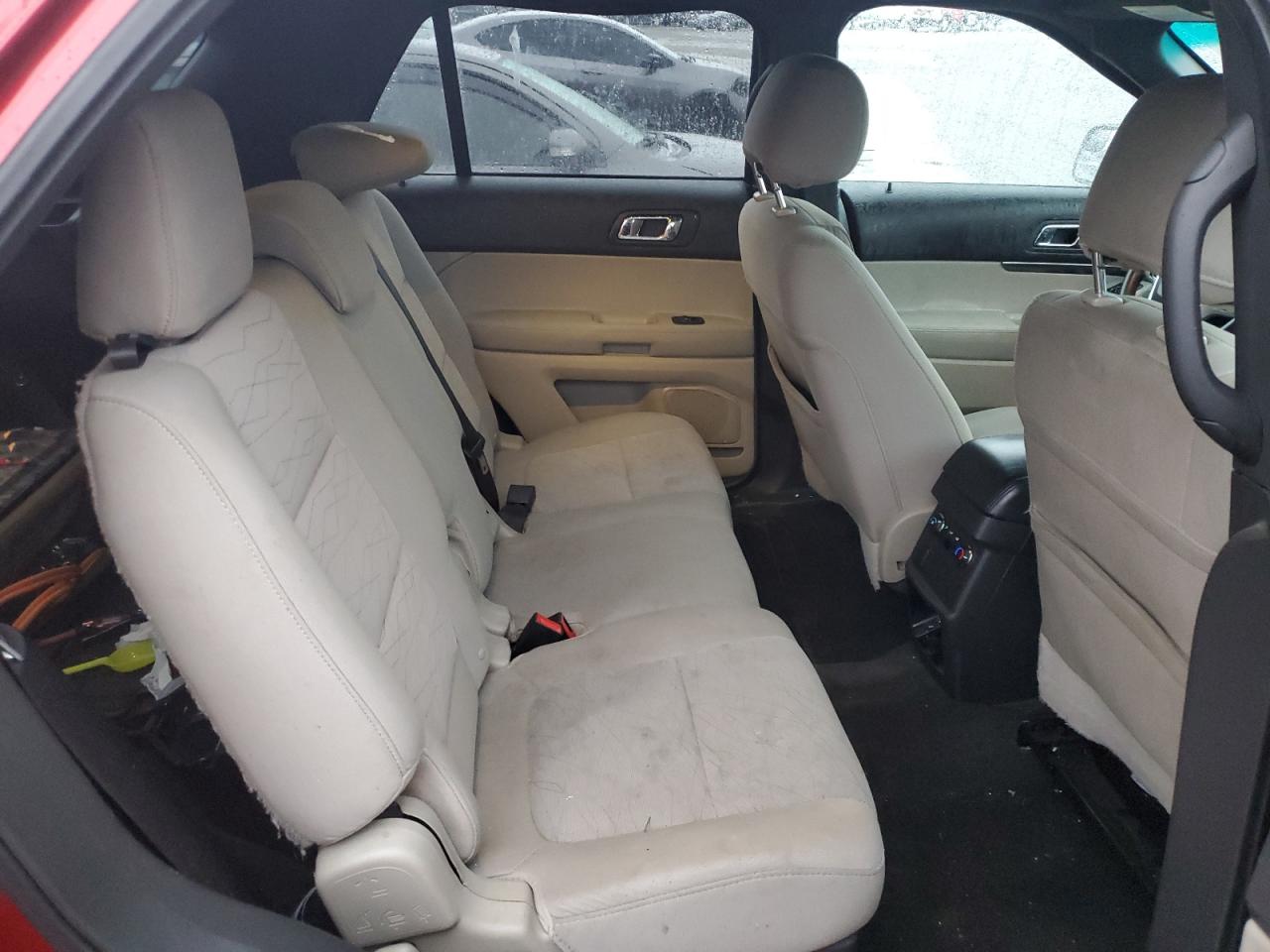 2014 Ford Explorer - Image 11
