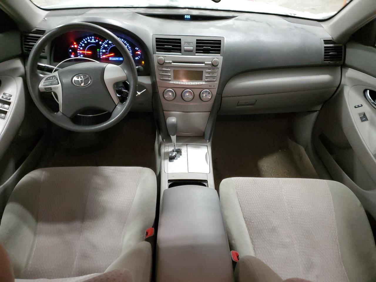 2011 Toyota Camry - Image 8