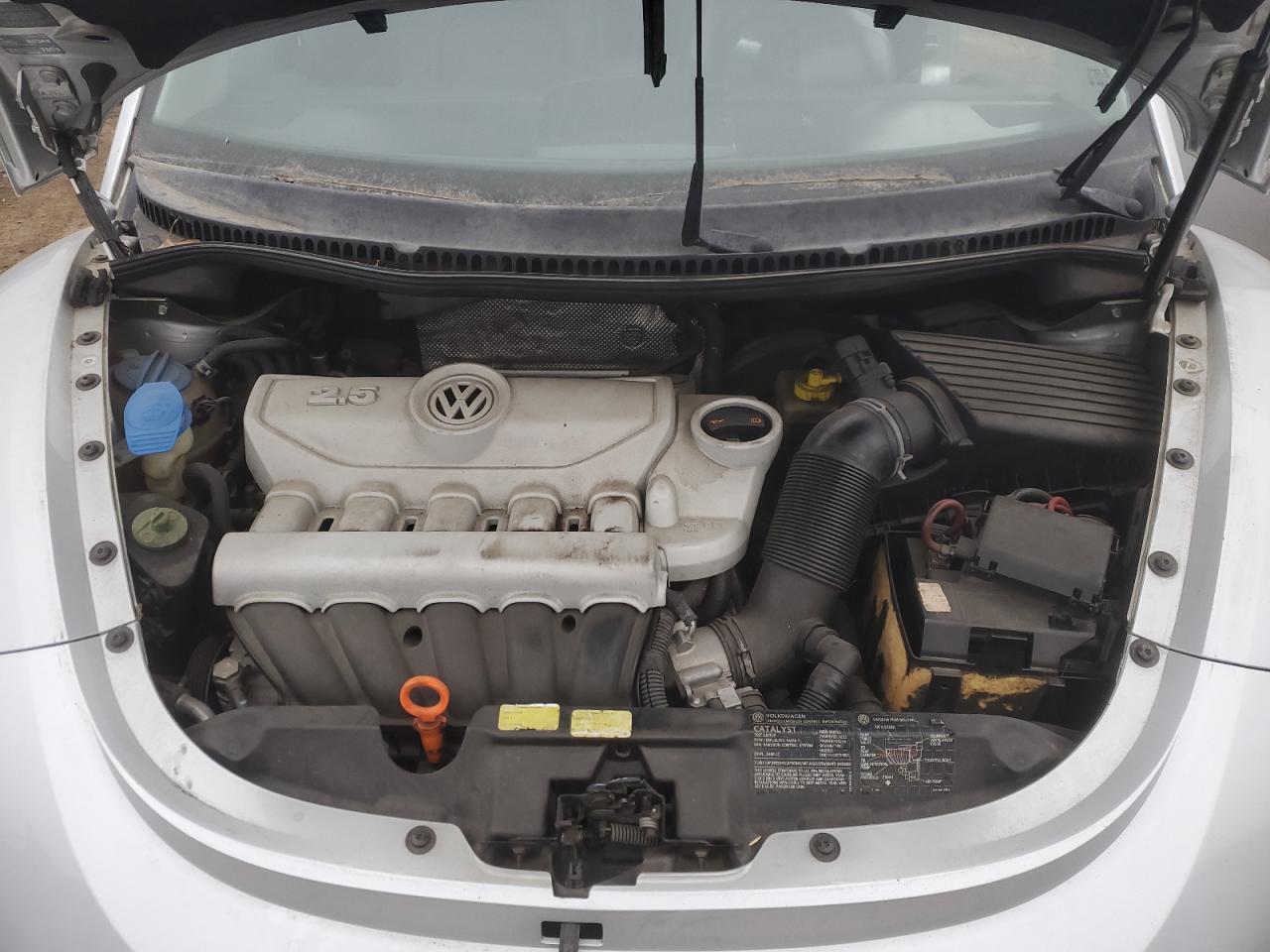 2007 Volkswagen Beetle - Image 11