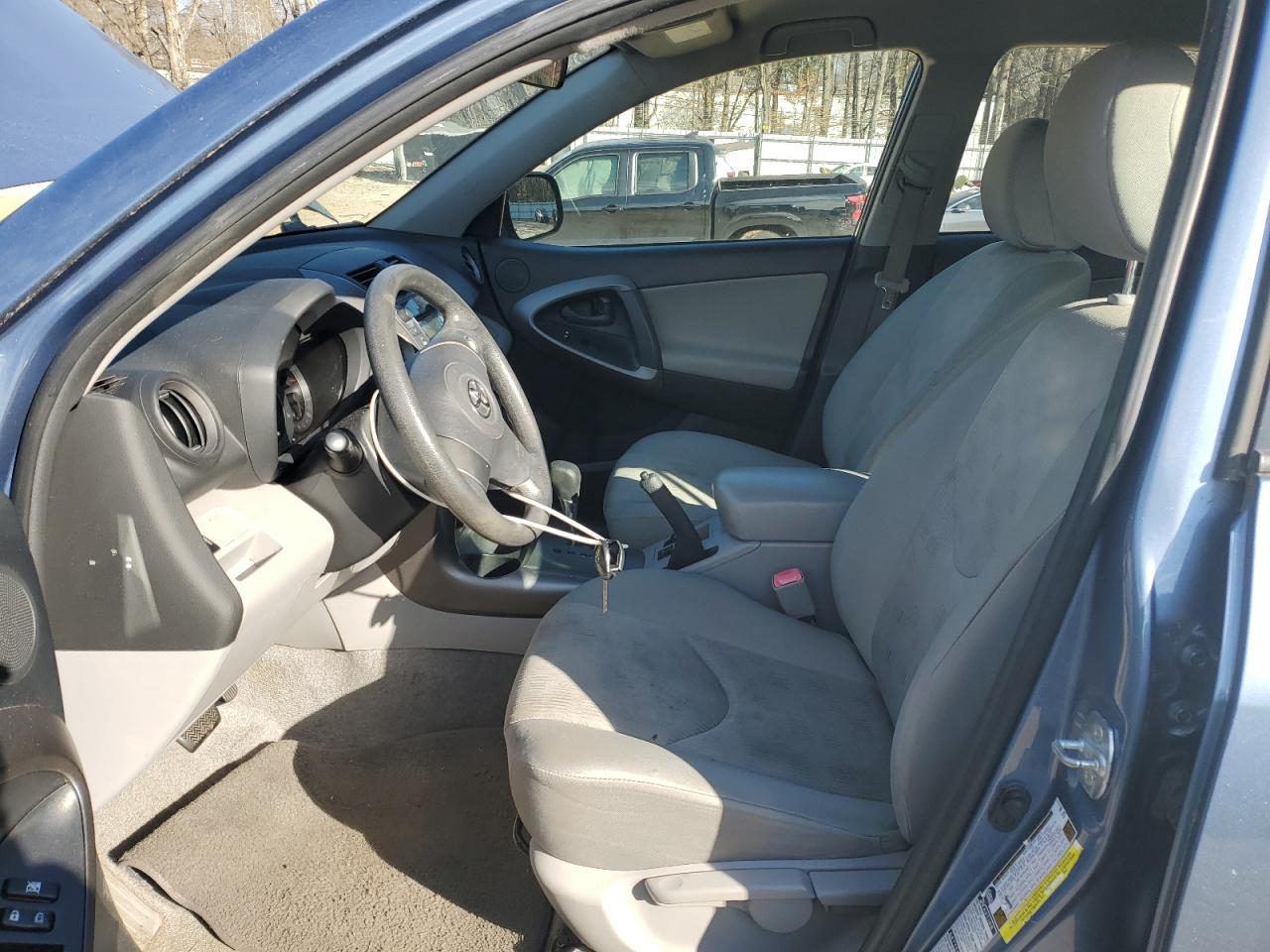 2010 Toyota RAV 4 - Image 7