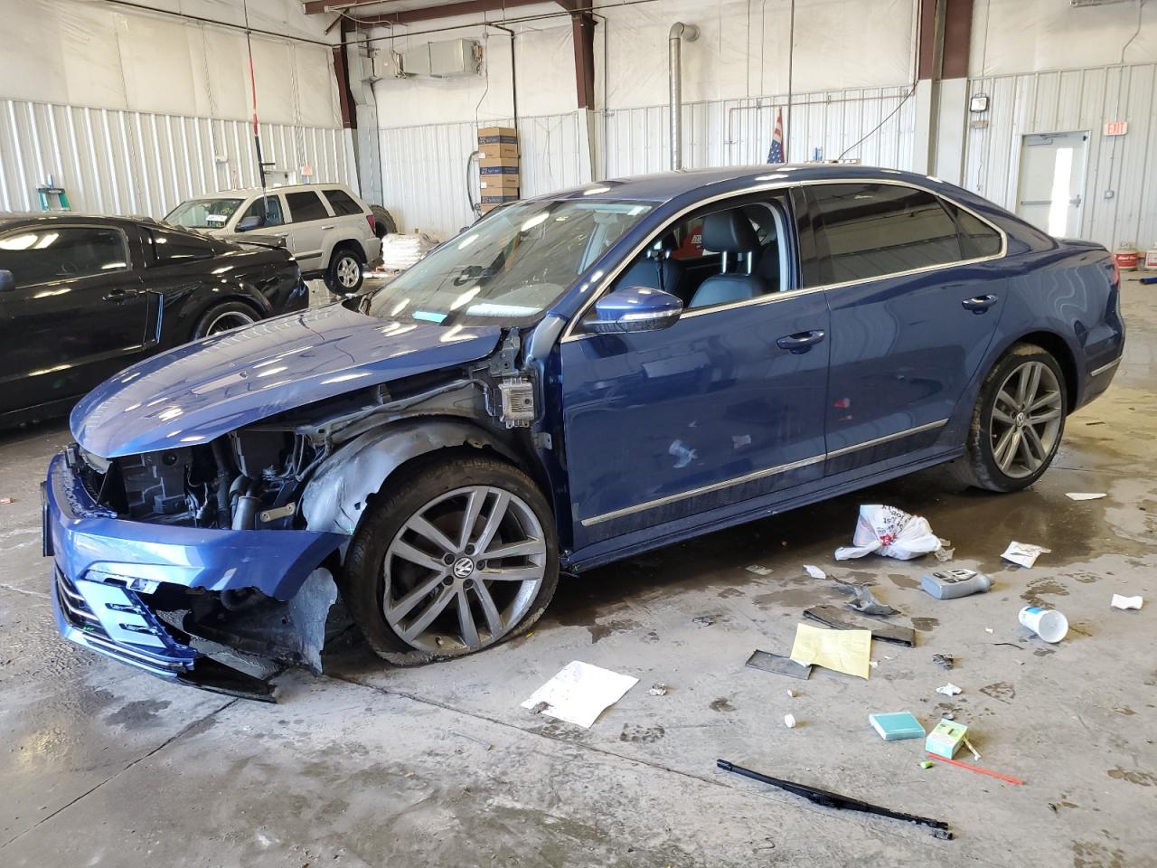 2017 Volkswagen Passat - Image 1