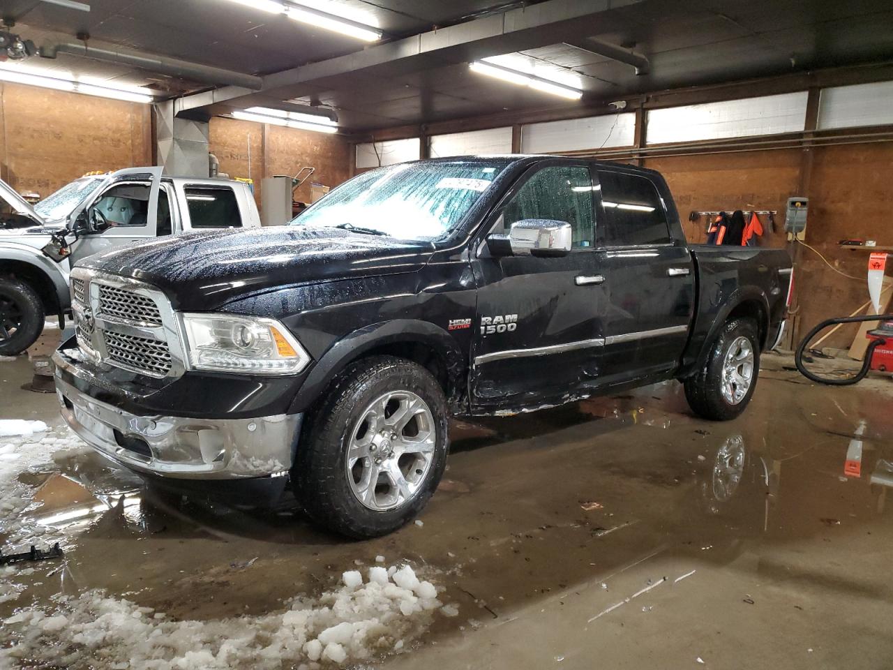 2014 RAM 1500 - Image 1