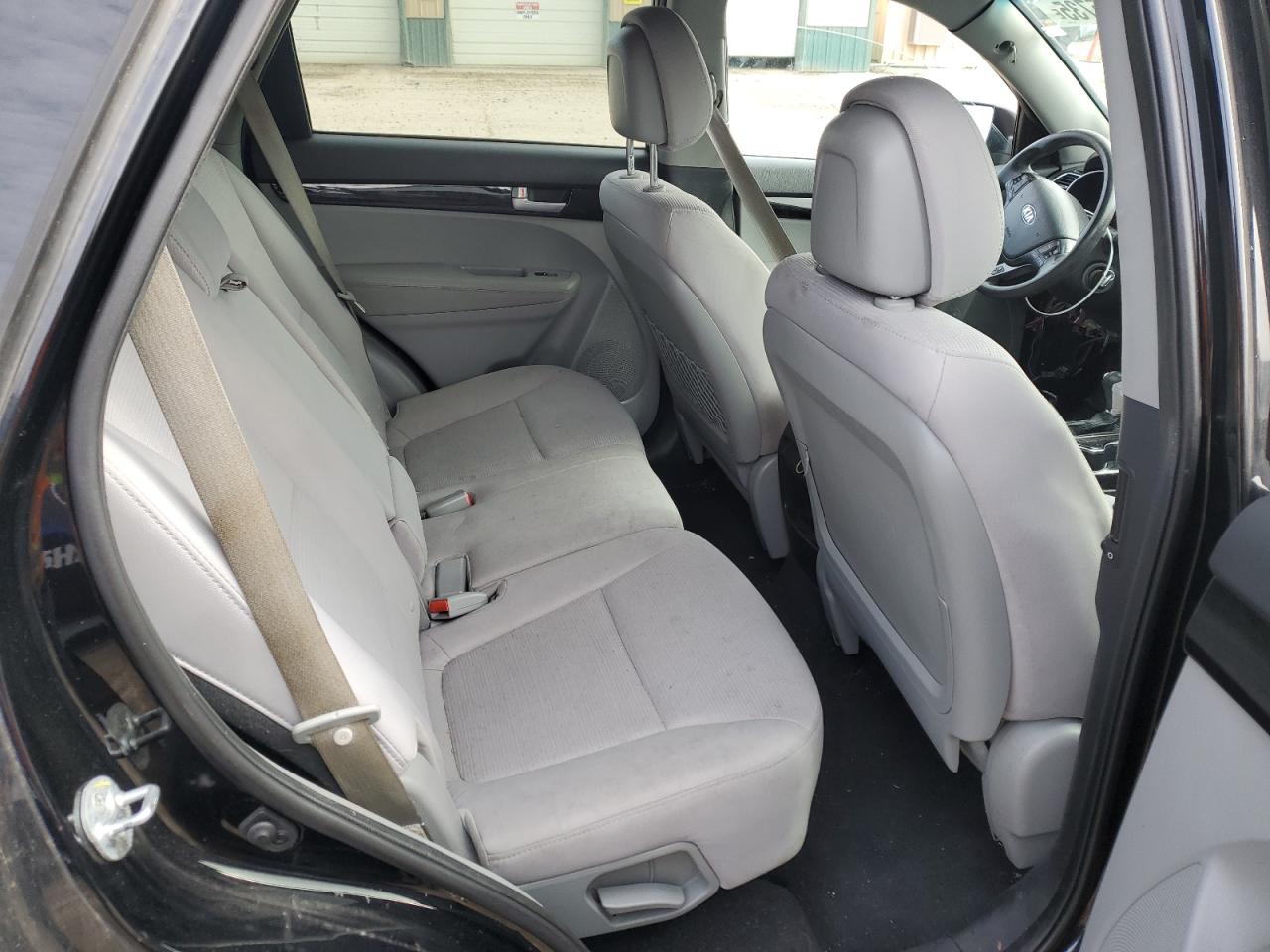 2015 Kia Sorento - Image 11