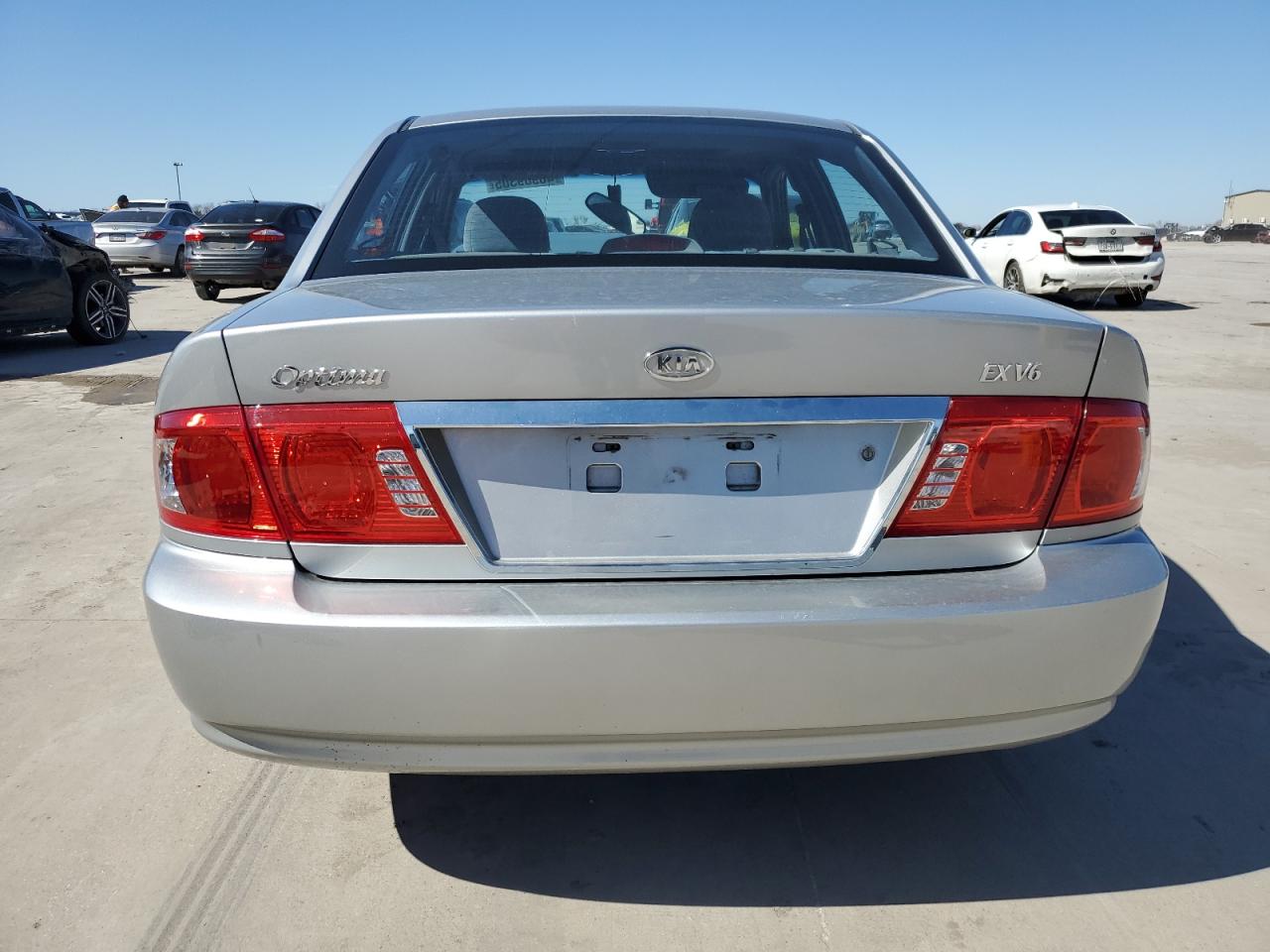 2005 Kia Optima - Image 6