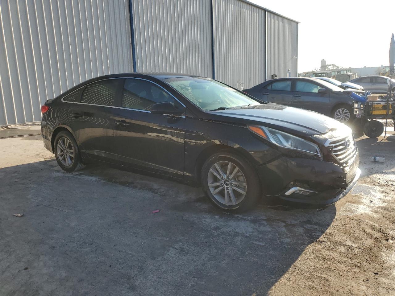 2015 Hyundai Sonata - Image 4