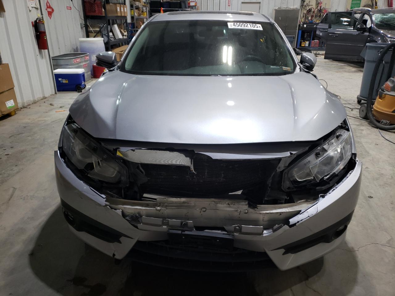 2017 Honda Civic - Image 5