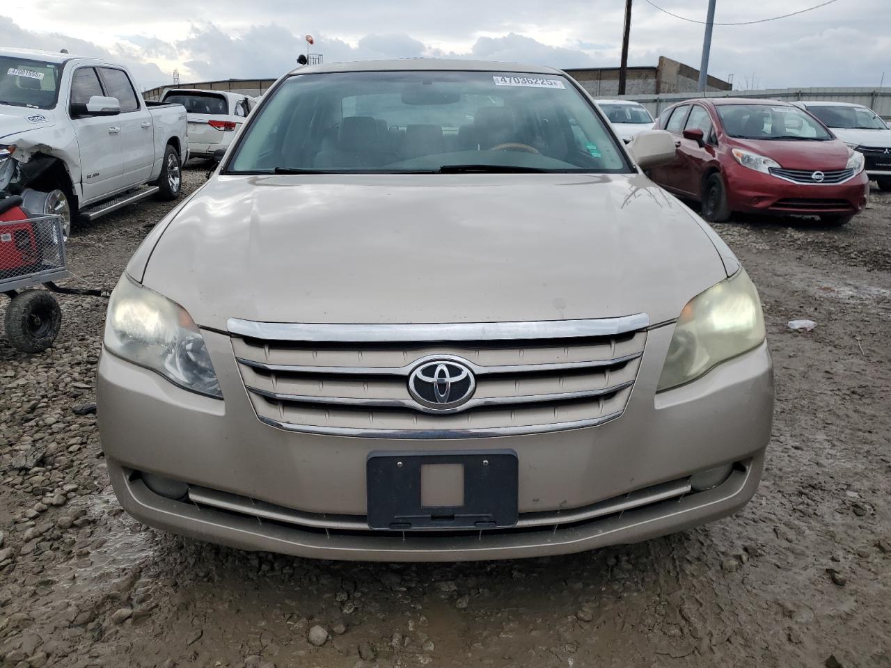 2006 Toyota Avalon - Image 5