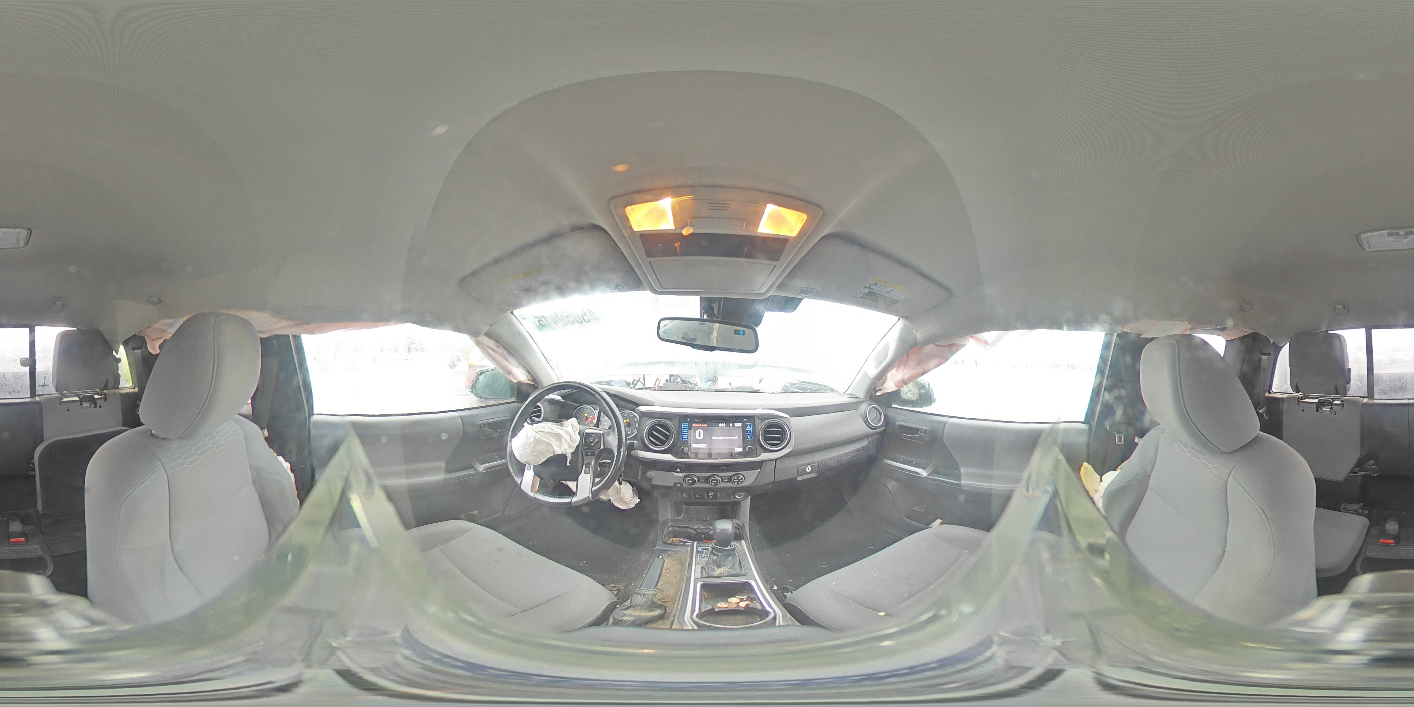 2018 Toyota Tacoma - Image 12