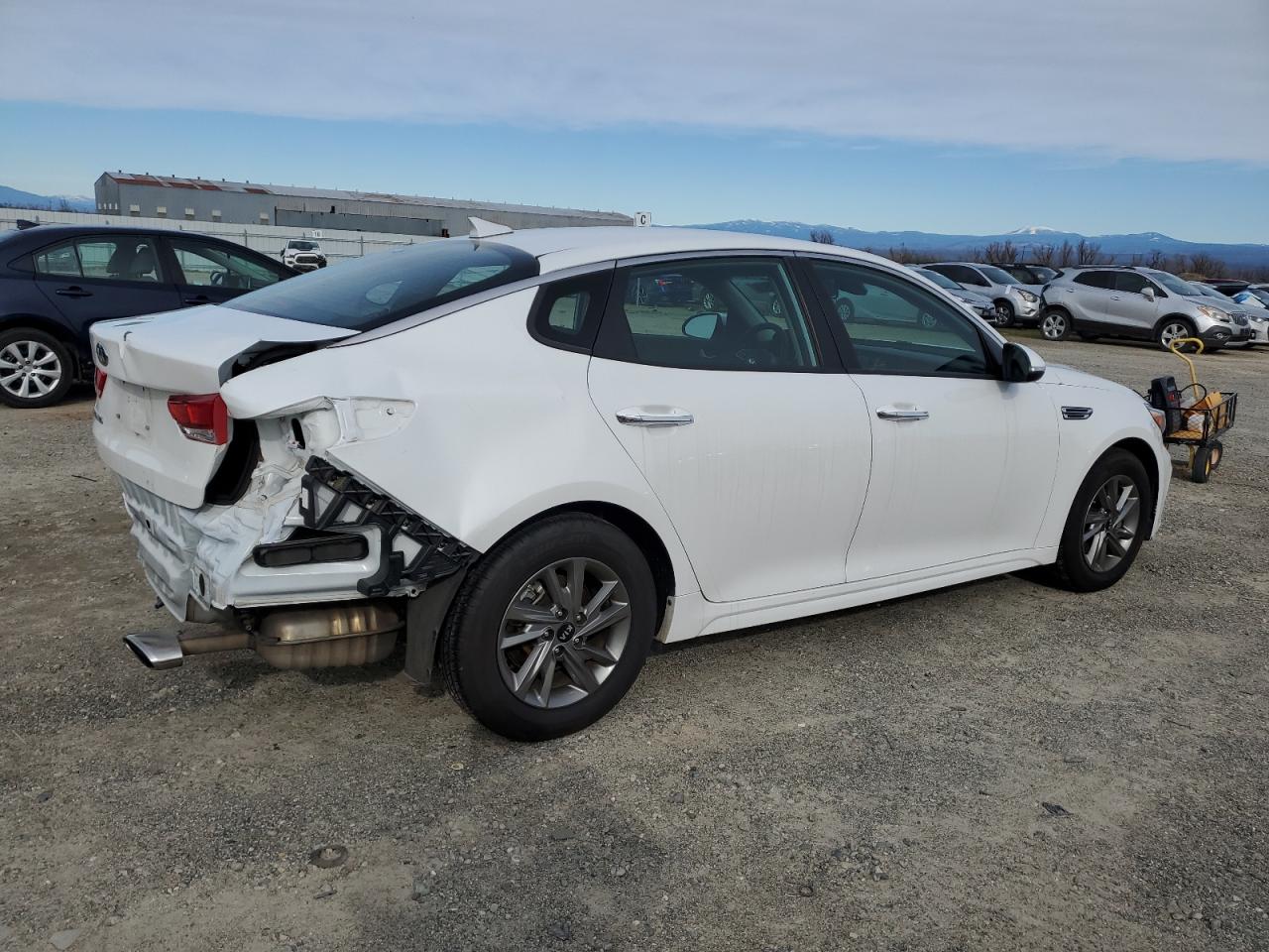 2019 Kia Optima - Image 3
