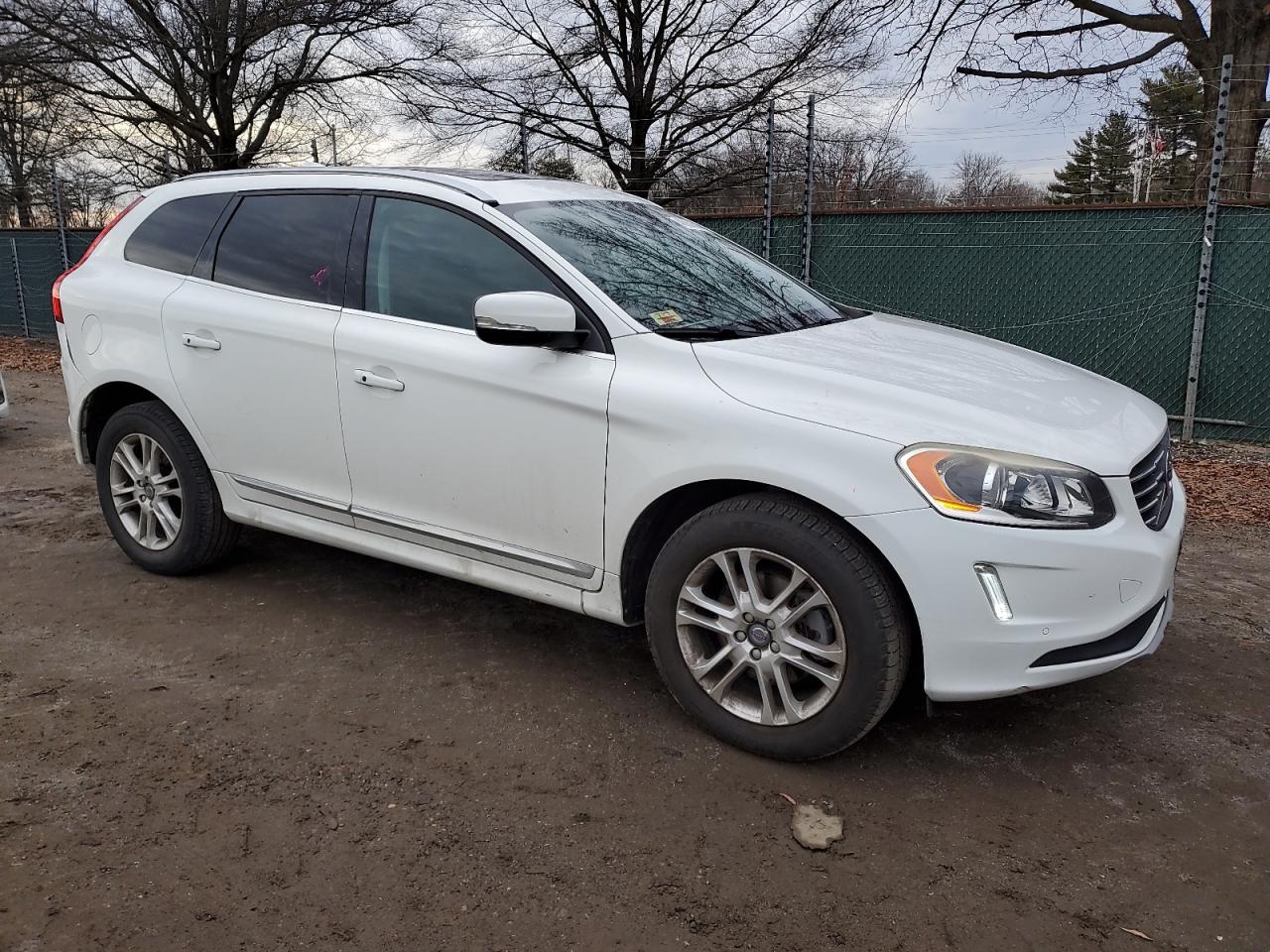 YV4612RK0G2809565 VOLVO XC60 2016