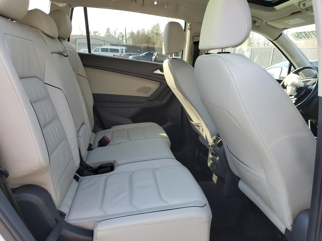 2019 Volkswagen Tiguan - Image 11