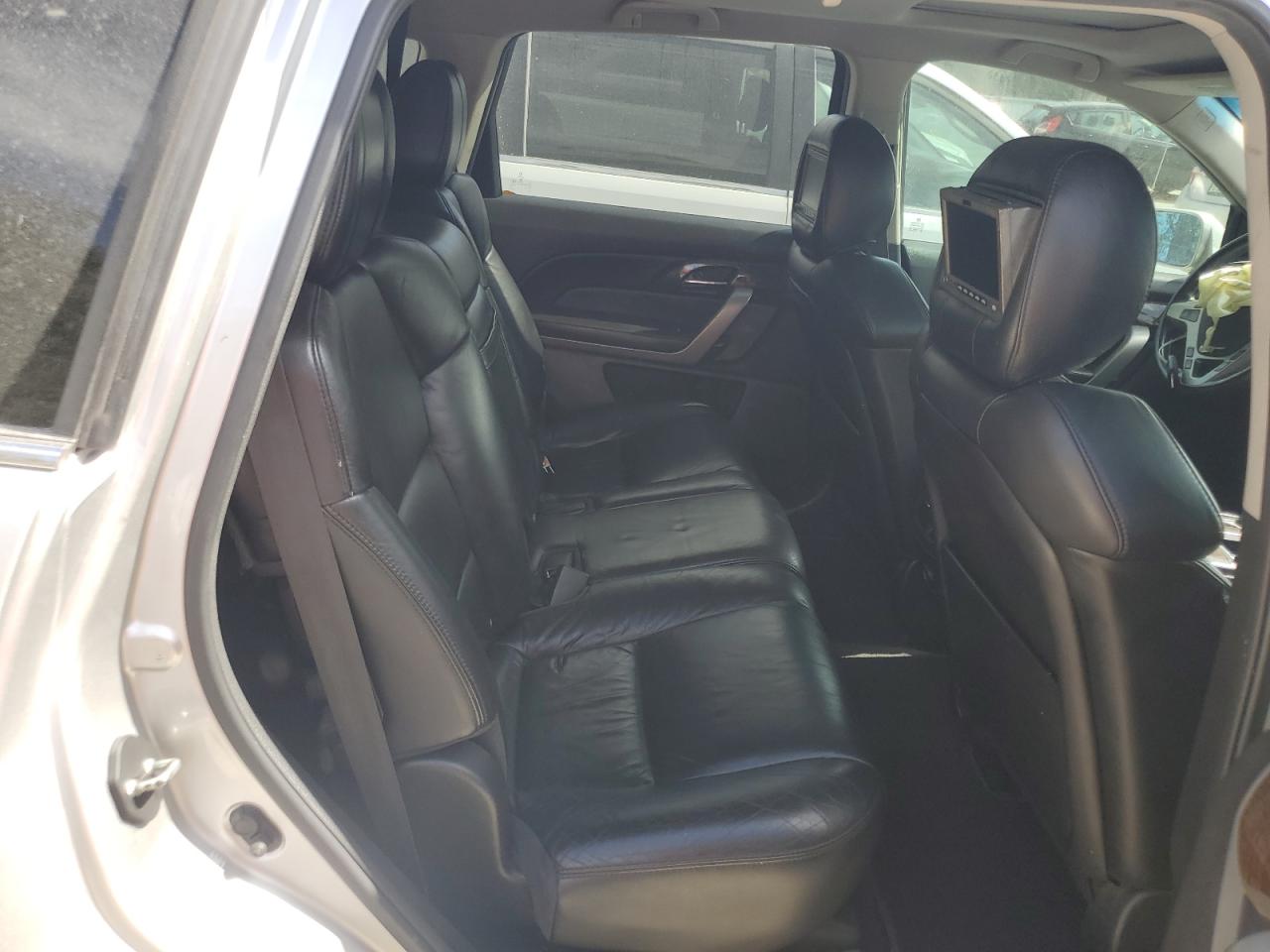 2011 Acura MDX - Image 11