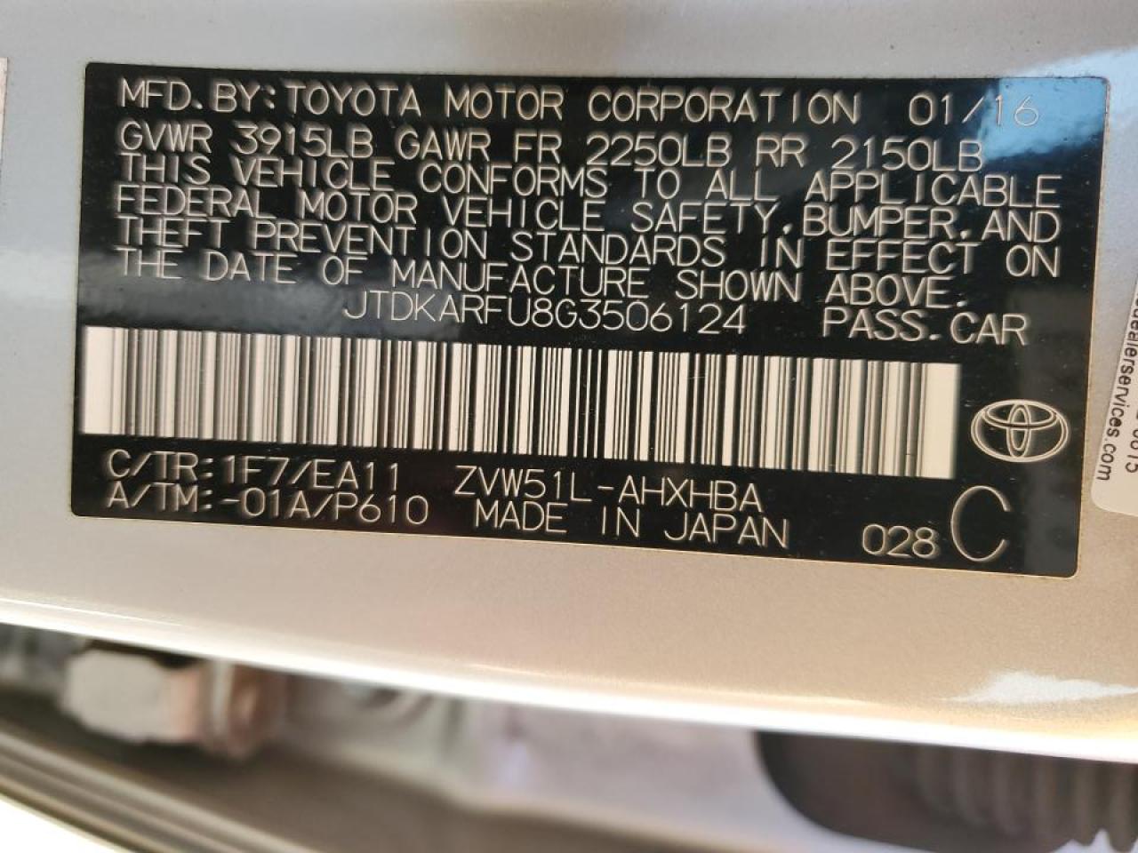 2016 Toyota Prius - Image 12