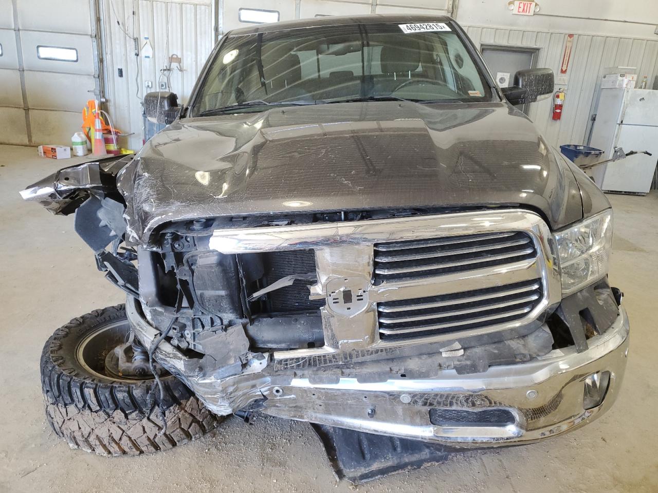 2016 RAM 1500 - Image 5