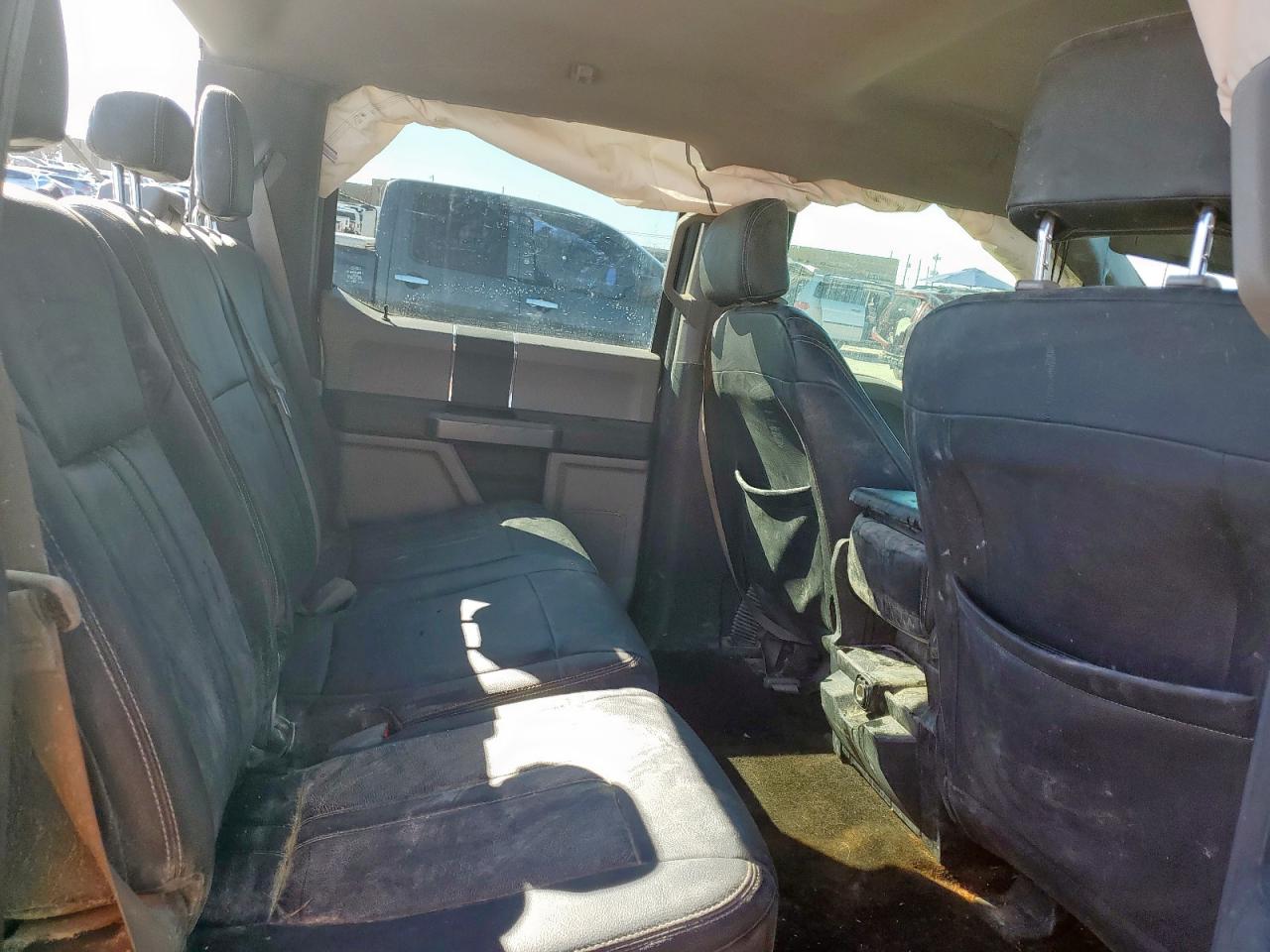 2015 Ford F-150 - Image 10