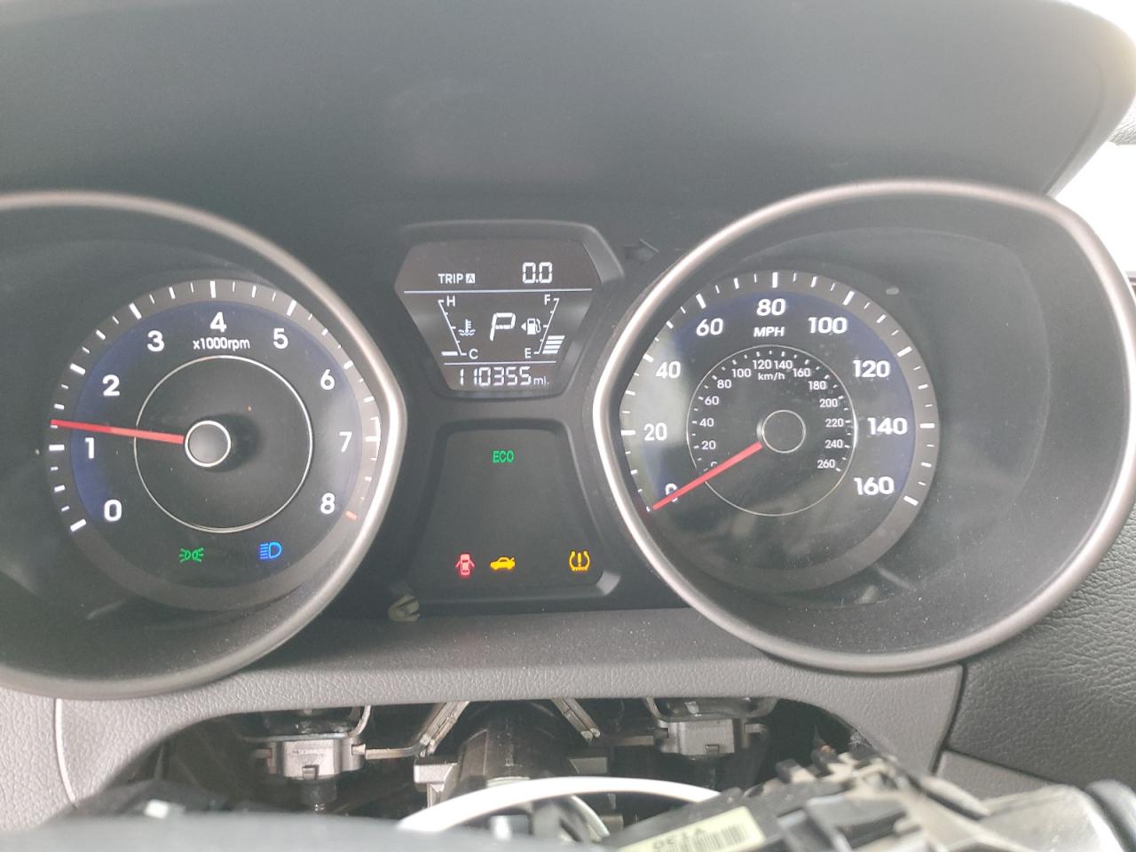 2016 Hyundai Elantra - Image 9