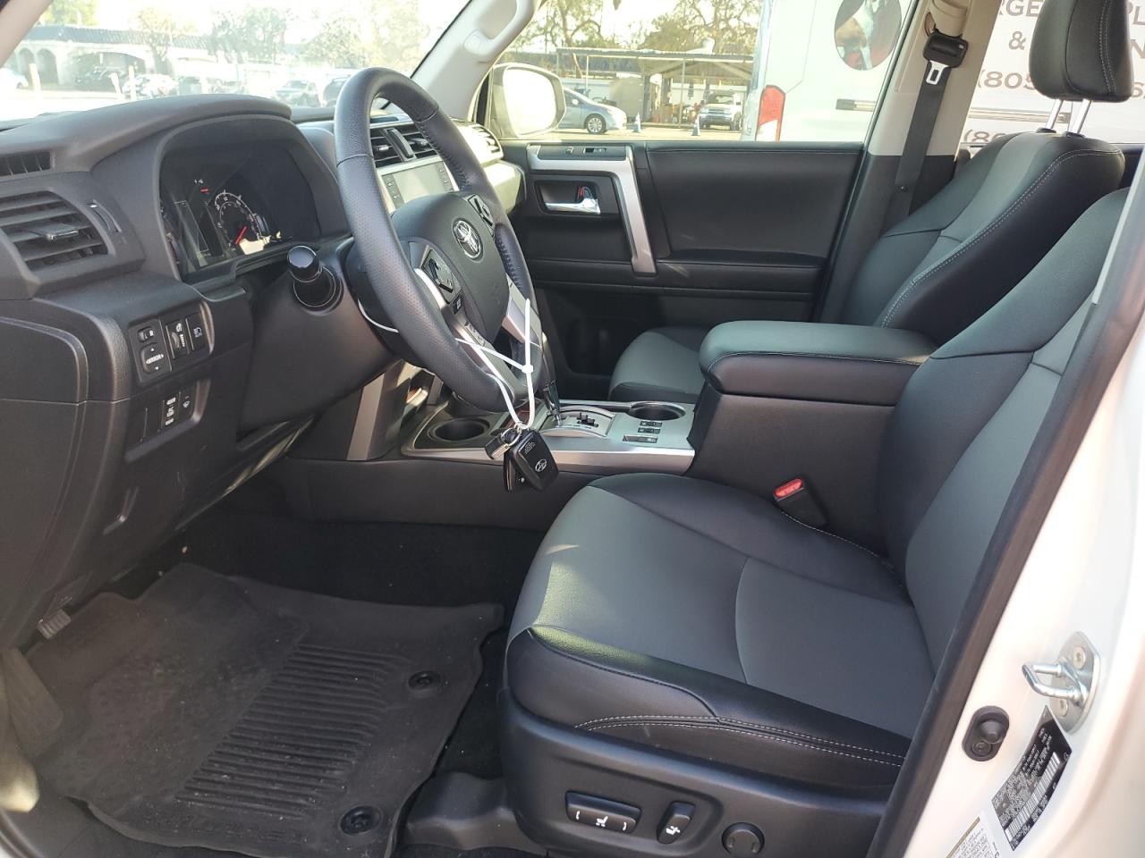 2022 Toyota 4Runner - Image 7