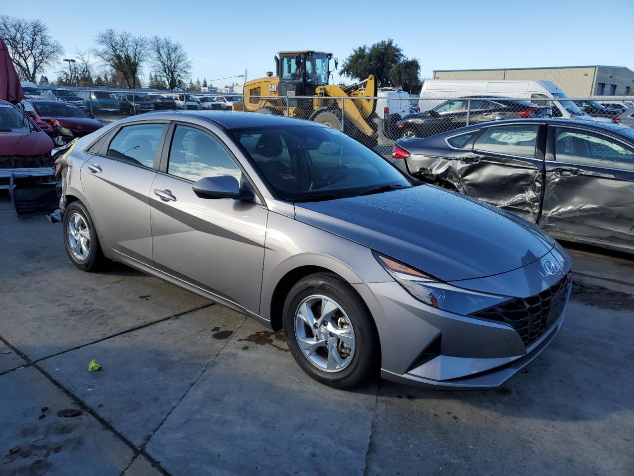 2023 Hyundai Elantra - Image 4