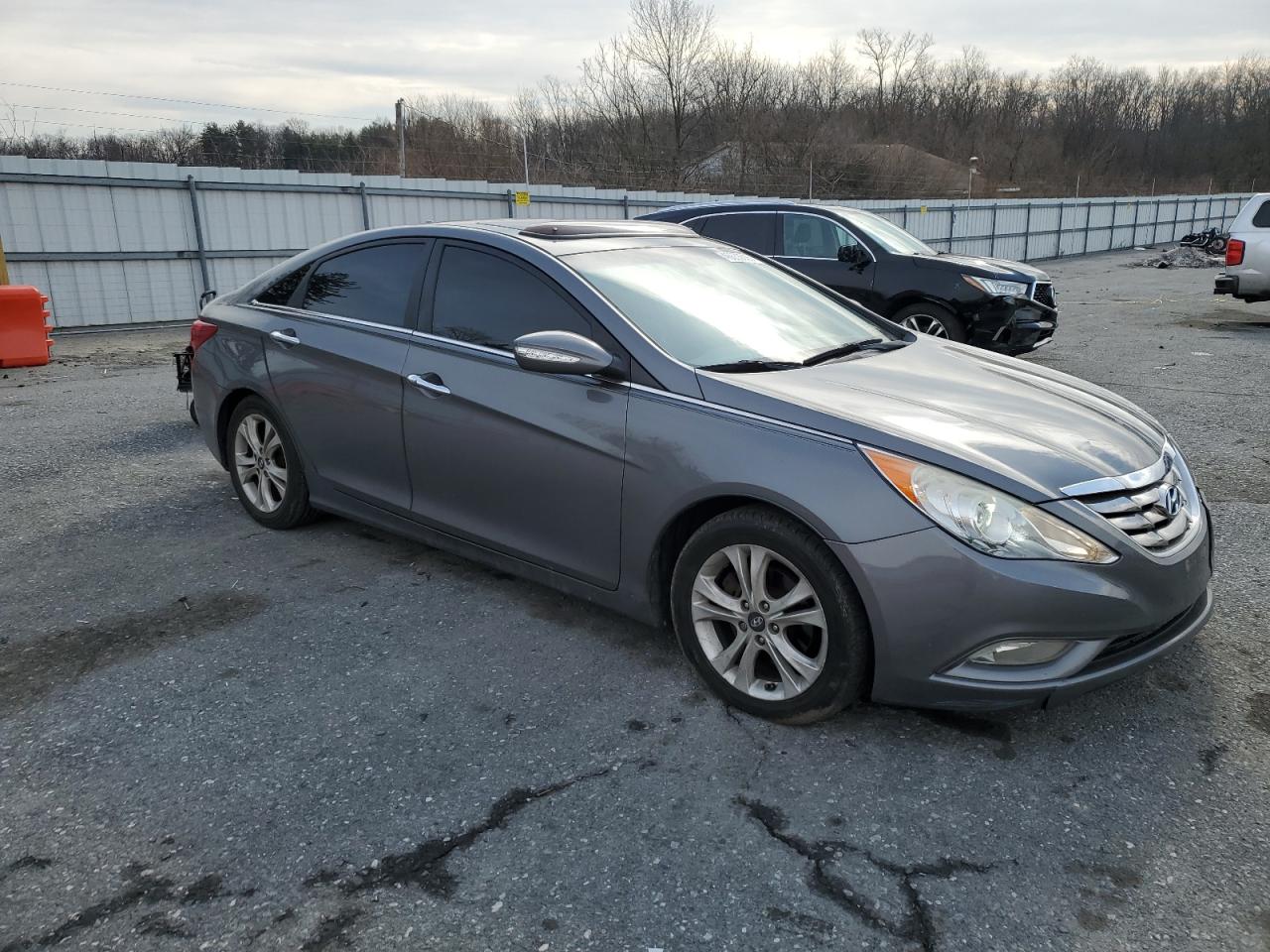 2013 Hyundai Sonata - Image 4