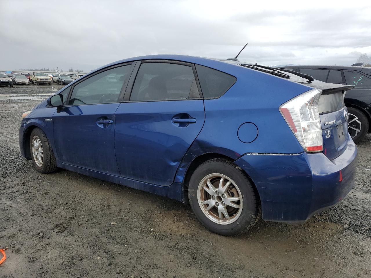 2010 Toyota Prius - Image 2