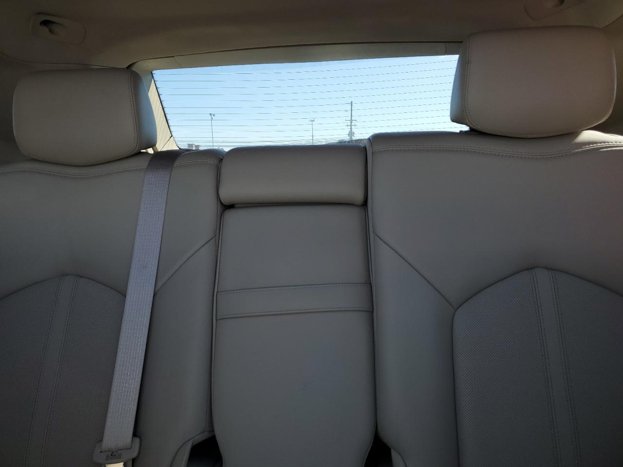 2012 Cadillac SRX - Image 10