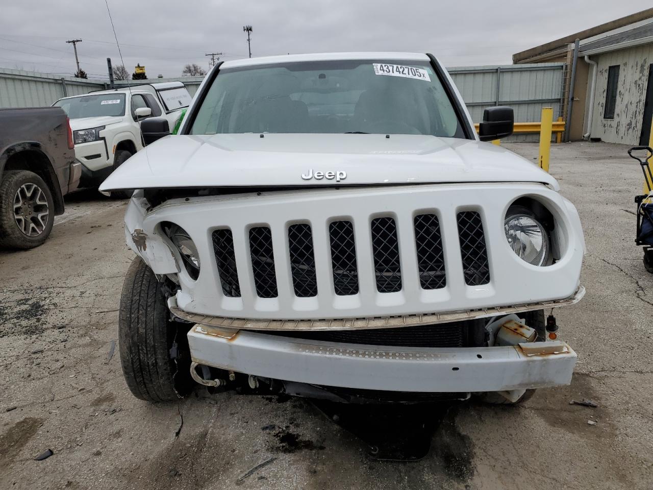 2016 Jeep Liberty (Patriot) - Image 5