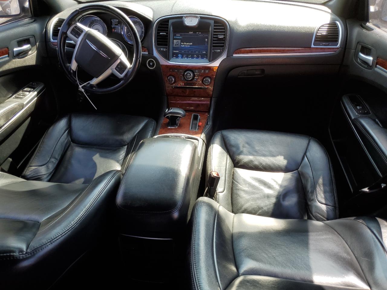 2014 Chrysler 300 - Image 8