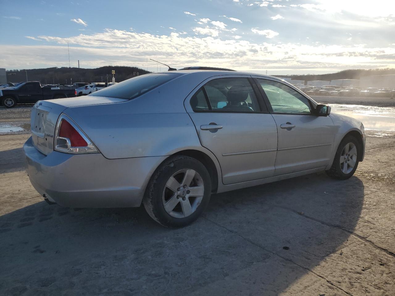 2009 Ford Fusion - Image 3