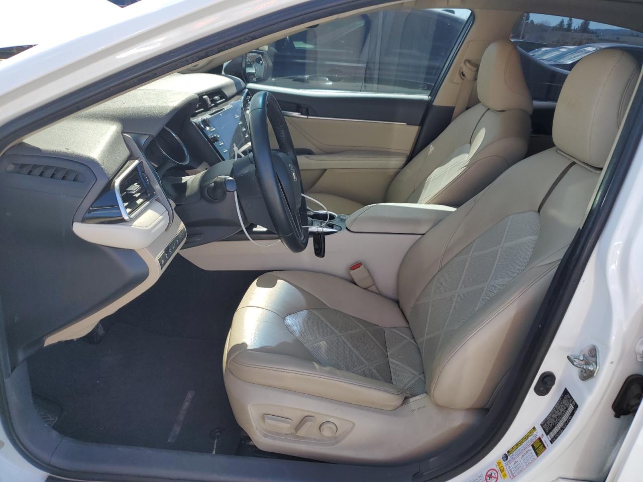 2018 Toyota Camry - Image 7
