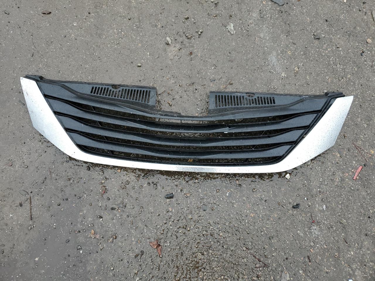 2013 Toyota Sienna - Image 13