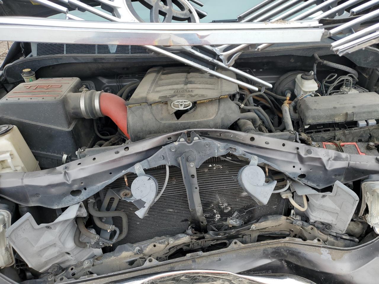 2012 Toyota Tundra - Image 12