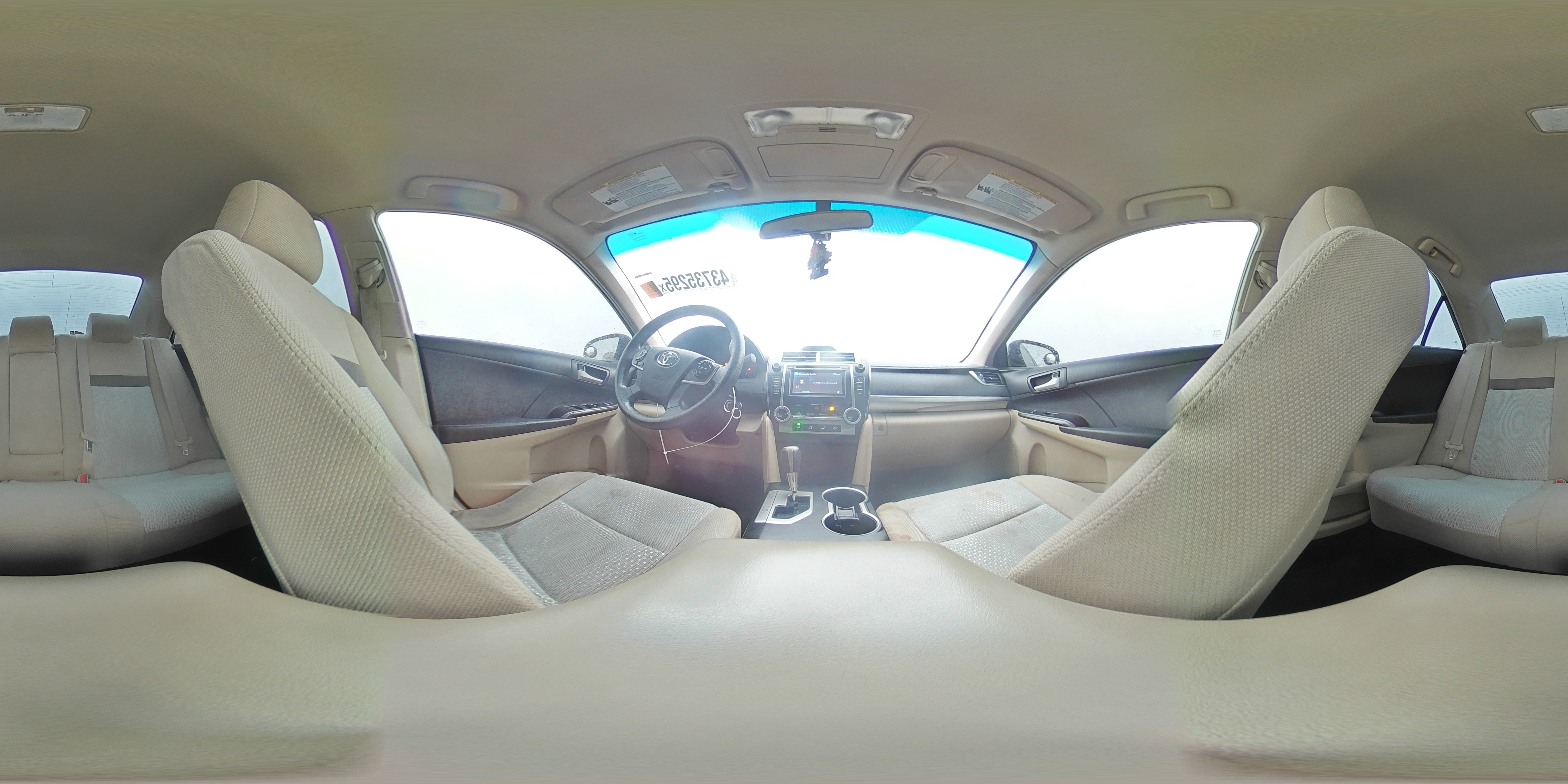 2012 Toyota Camry - Image 12