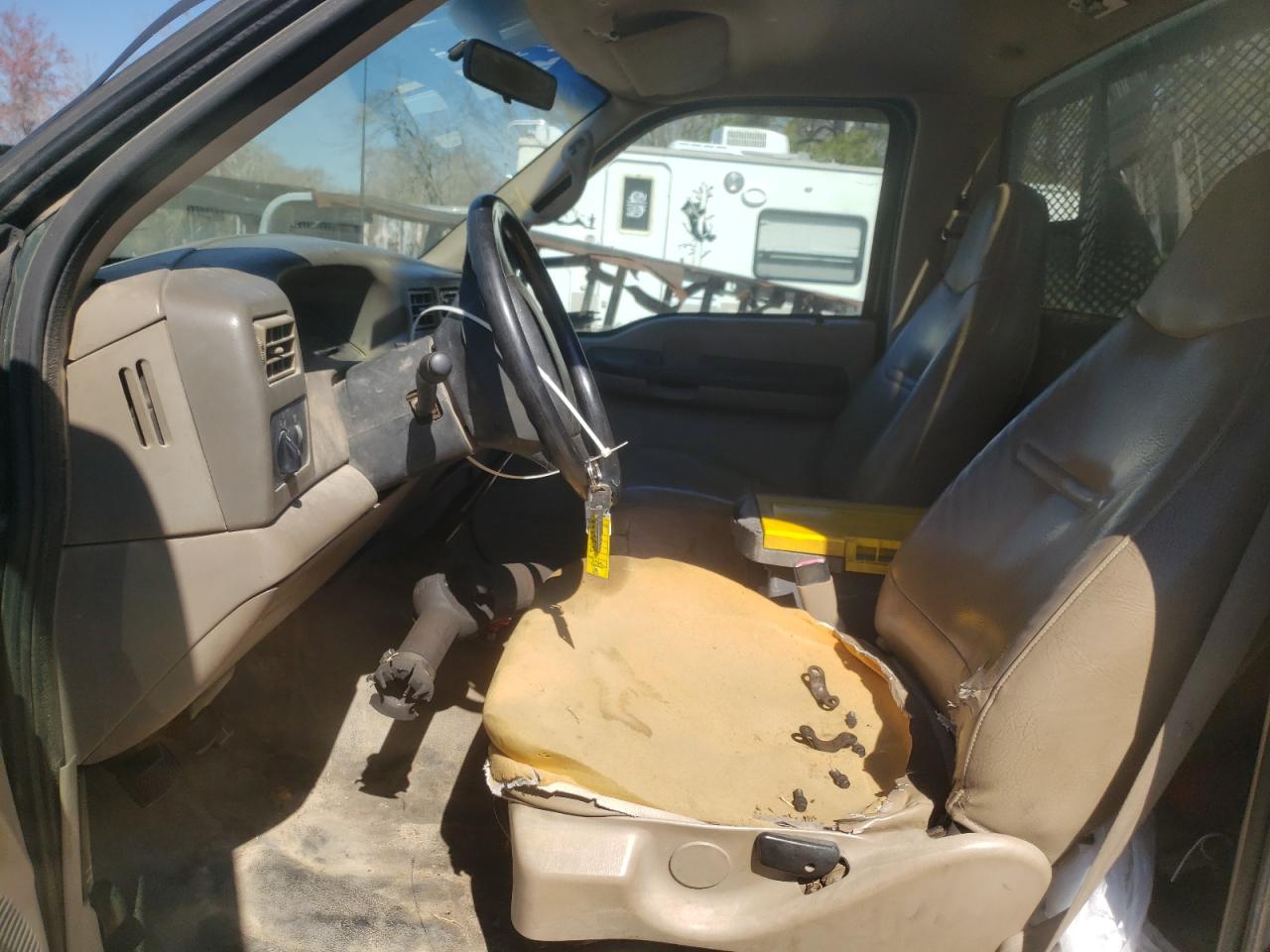 2000 Ford F450 - Image 7