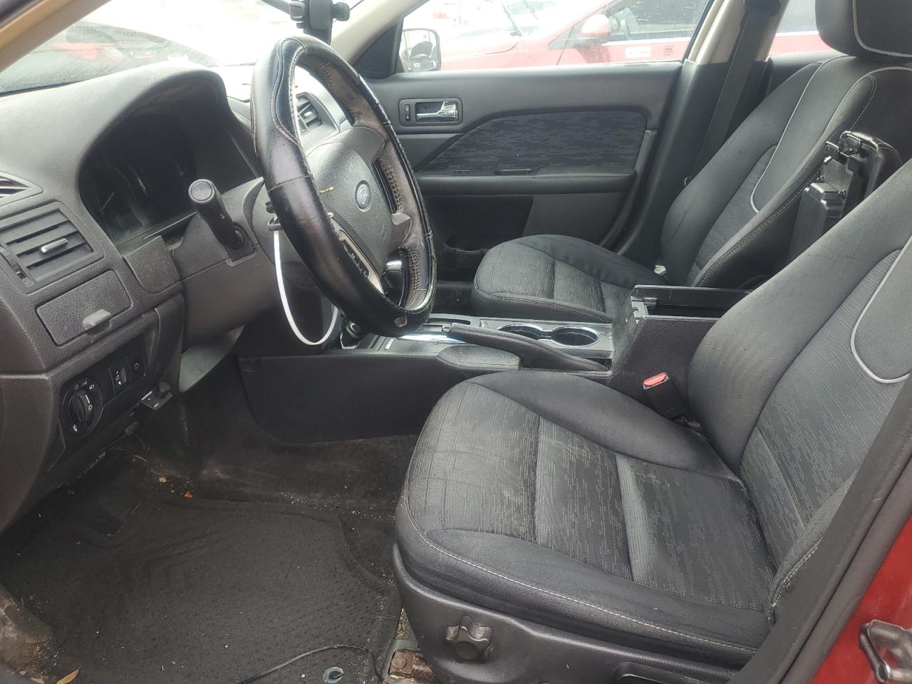 2010 Ford Fusion - Image 7