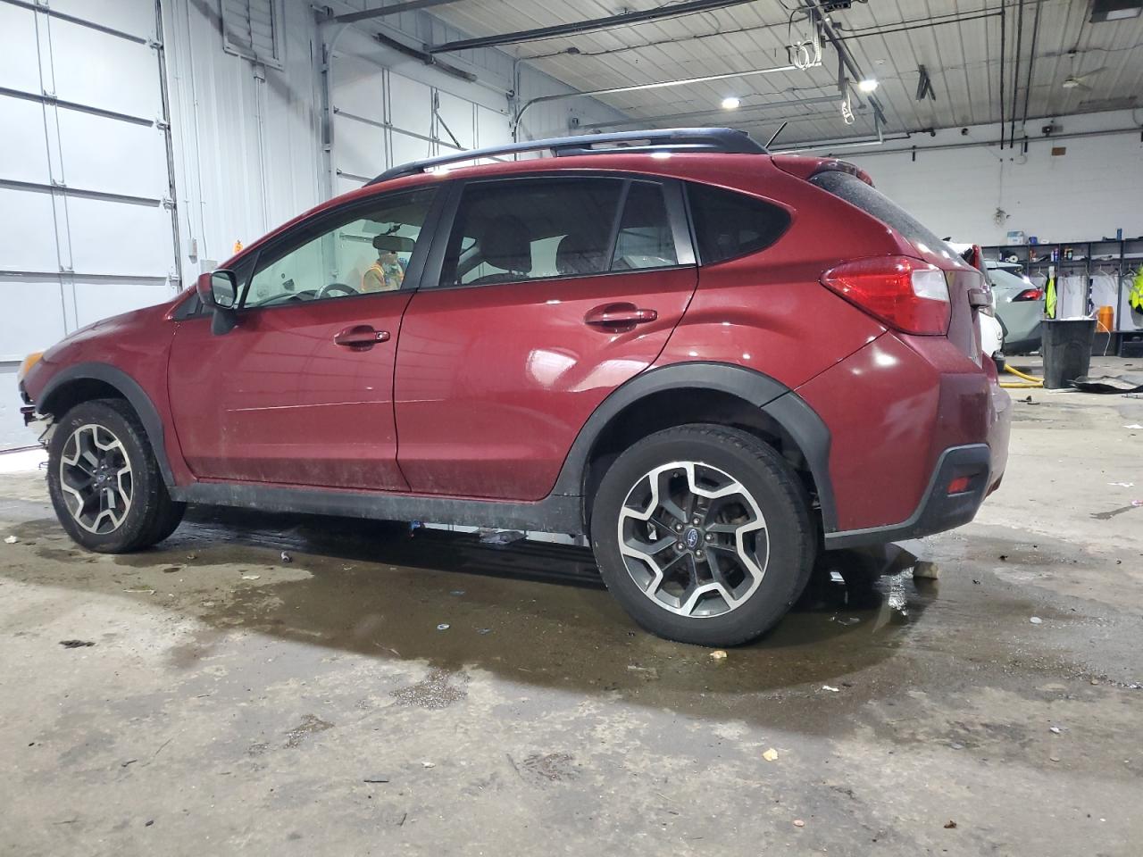 2016 Subaru XV - Image 2