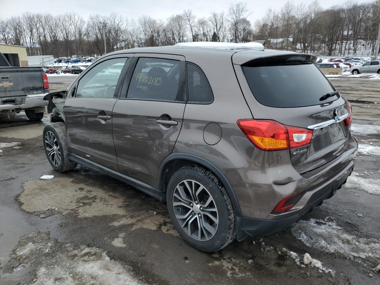 2019 Mitsubishi Outlander - Image 2